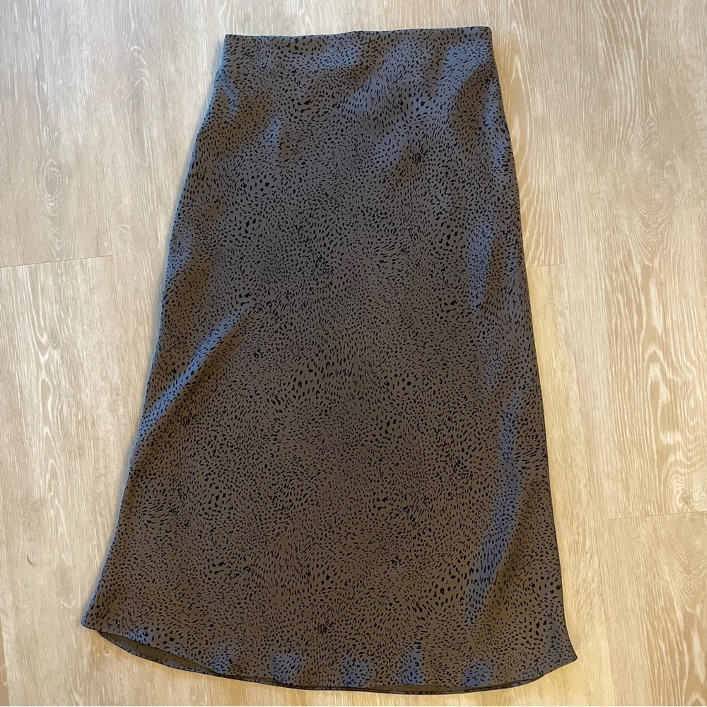 Aritzia Babaton Slip Satin Midi Skirt - Size 4